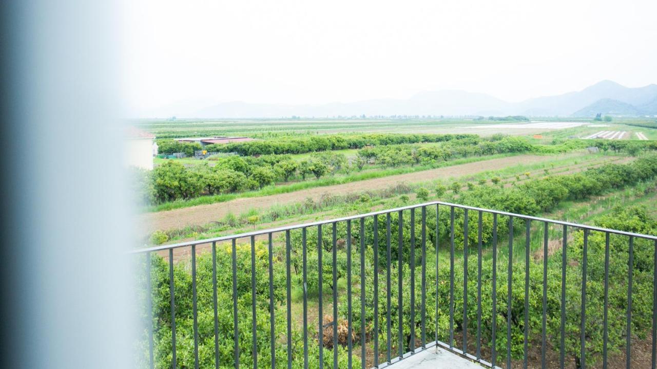 Kitehouse Usce Aparthotel Komin  ภายนอก รูปภาพ